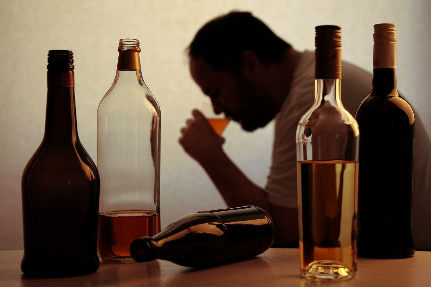 Conheça os danos causados pelo alcoolismo